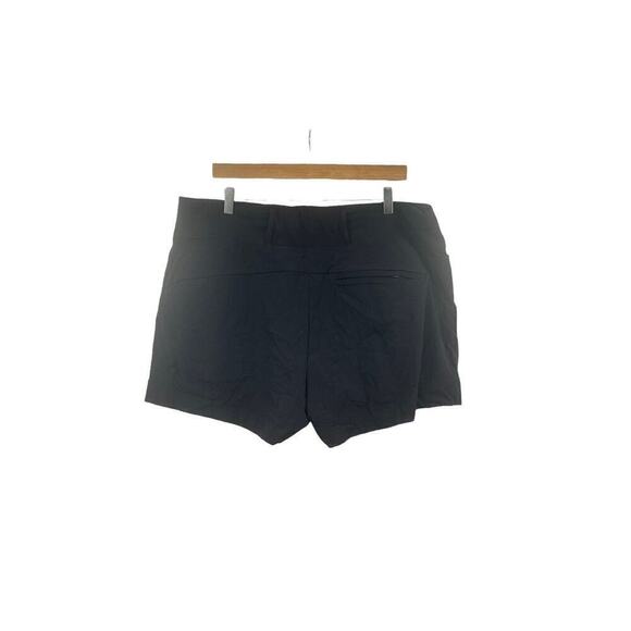 Athleta Trekkie North Shorts Womens 18 Black Nylon 3" Pull On Pockets - Picture 3 of 8